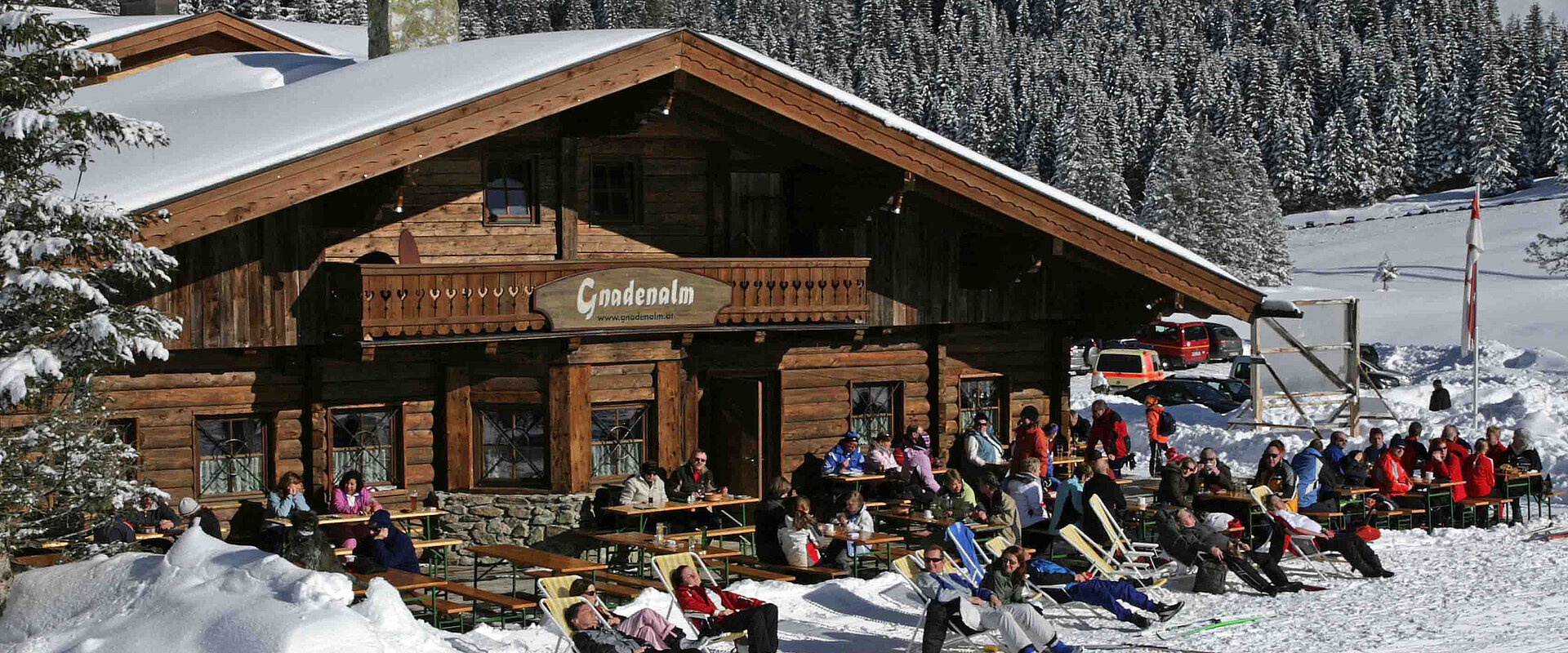 Die Gnadenalm in winterlicher Landschaft
